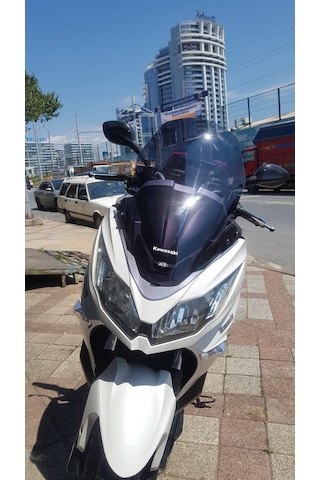 Kawasakı J300 Uzun Cam 66Cm Koyu Füme 4Mm Zeus