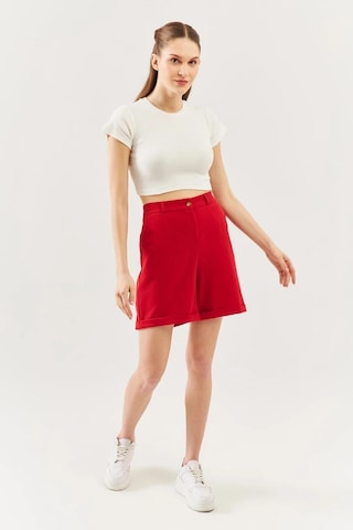 Kadın Kısa Kol Bisiklet Yaka Vücuda Oturan %100 Pamuklu Kaşkorse Esnek Crop Bluz Beyaz