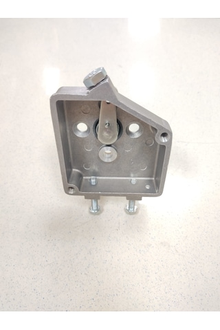 Antor/lombardini Ad510bs Sessiz Motor Tipi 12hp Gaz Kumanda Kutusu Komple
