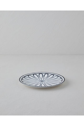 English Home Monarch Porselen Pasta Tabağı 19 Cm Siyah - Beyaz Siyah - Beyaz