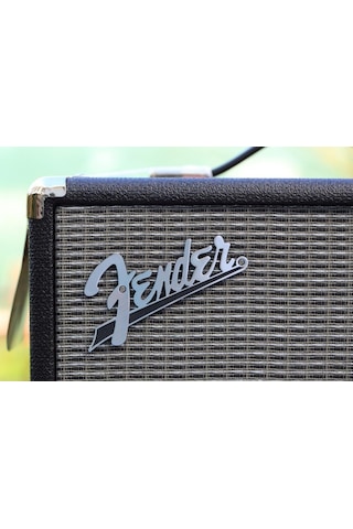 Fender Rumble 25 V3 Bas Gitar Amfisi