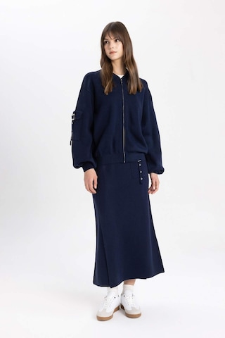 DeFacto Regular Fit Maxi Triko Etek B8858AX24SPNV243 Lacivert