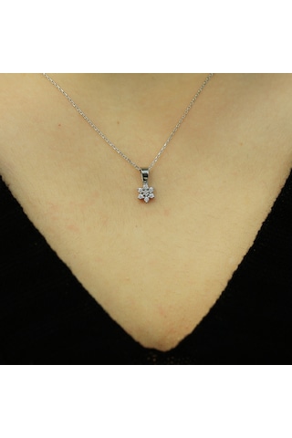 Lova Pırlantalı Çiçek Kolye - 2070012