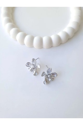Çelik Gümüş Incili Çiçek Kadın Küpe - Blossom Silver Sevgiliye Hediye Gümüş