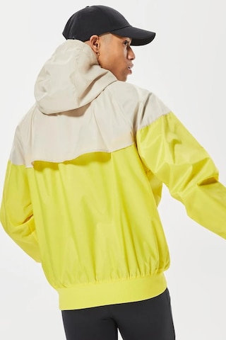 Nike Windrunner Full Zip Jacket Kapüşonlu Erkek Ceket Rüzgarlık Sarı Krem Sarı