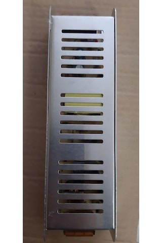 12 V 16,5 AMPER LED VE KAMERA TRAFOSU
