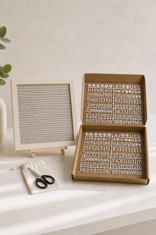 Woodart Premium Letter Board Seti, Şampanya Krem Keçe Yüzeyli Doğal Çam Ahşap Yazı Panosu Şövale Standlı Dekoratif Set