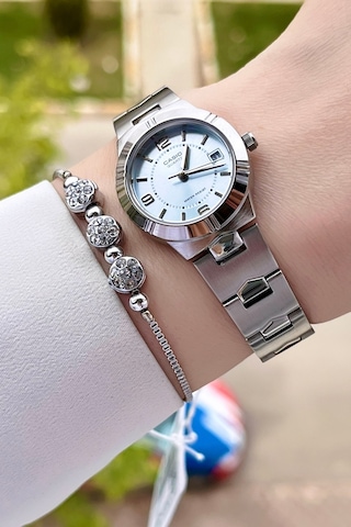 Casio Csıste17 Kadın Kol Saati
