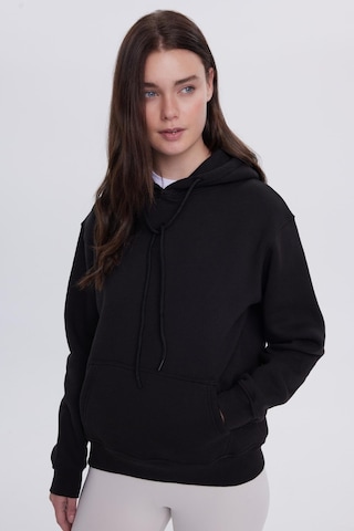 Tudors Kadın Relax Fit Rahat Kesim Pamuklu Kapüşonlu Kanguru Cepli Siyah Sweatshirt-39933 SiYAH