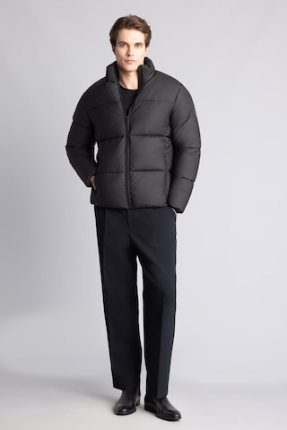 Defacto Sıcak Tutan Su İtici Slim Fit Dik Yaka Astarlı Fermuarlı Rüzgar Geçirmez Şişme Mont C5631ax26wnbk27 Siyah-bk27