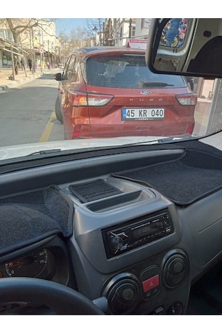 2012-2020 Modellerine Uygun Fiat Fiorino Torpido Koruma Halısı Siyah Kenar Renk Siyah