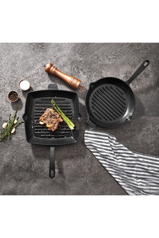 Korkmaz Casta Kare Grill Döküm Tava 26x26 CM - Kırmızı