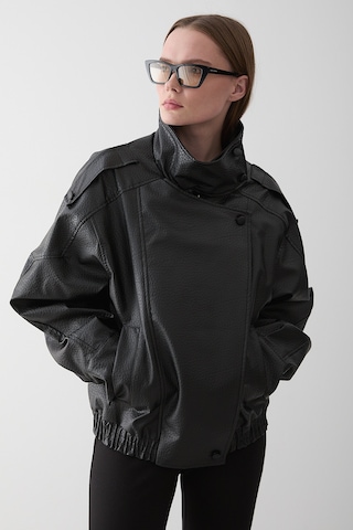 Siyah Dik Yaka Dokulu Deri Ceket - 509251 Siyah