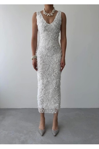 Kren Gül Detaylı Elbise Beyaz