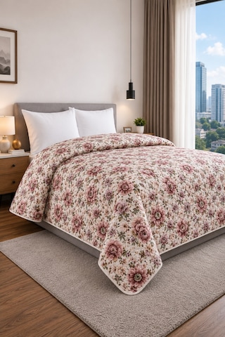 Yatak Örtüsü Çok Amaçlı 100% Polyester Hassas Tuşeli Basklı Lüx - Premium 200 Cm X 220 Cm Açık Krem