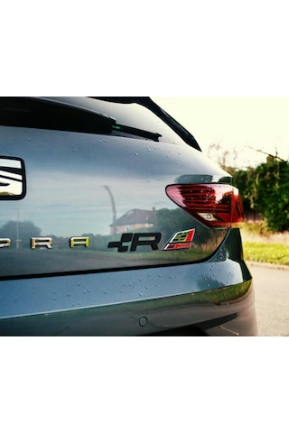 Seat Leon Cupra R Siyah Renk 3m 3d Bagaj Yazı Logo Ürün
