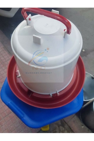 Nurdağ Hırdavat Tavuk Suluğu 8 L 5 Adet + Tavuk Yemliği 12 KG 5 Adet