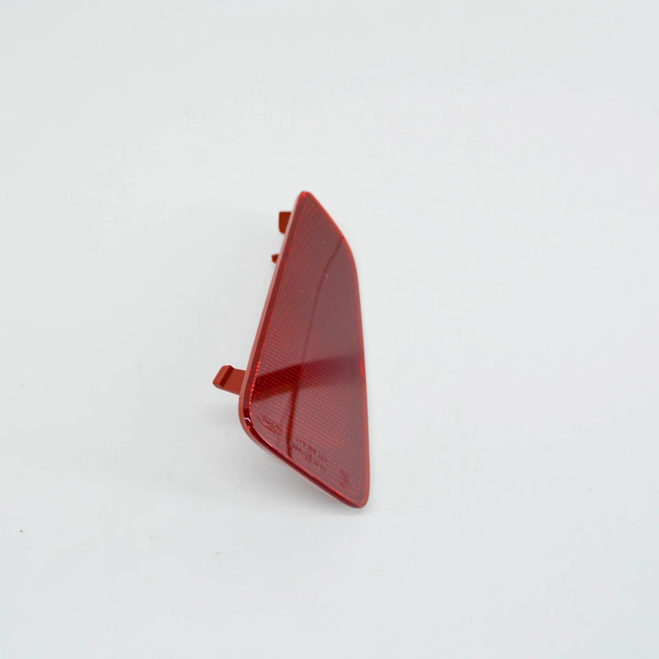 Ford Focus 4 Hatchback Arka Tampon Reflektörü Kedi Gözü Sağ Taraf 2018 Ve Üzeri Ford Parts