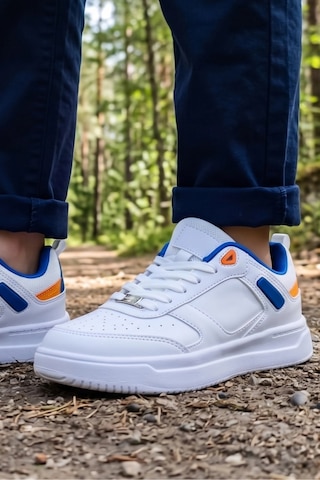 In Step Color-block Comfort: Beyaz-mavi Detaylı Erkek Çocuk Spor Ayakkabı