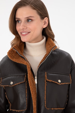 U.s. Polo Assn. Kadın Kahverengi Deri Mont-kaban 50297229-400 400kahverengı