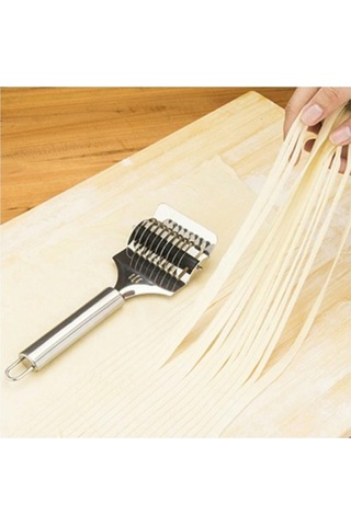 Paslanmaz Çelik Hamur Kesme Aparatı Metal Saplı