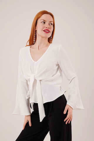 Defymoda Ön Bağlamalı Volan Kol Beyaz Bluz Beyaz