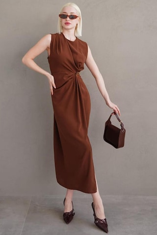 Madmext Kahverengi Bronşlu Midi Boy Kadın Elbise Mg2418 Kahverengi