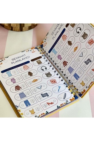 Çilek Believe in Your Dreams Tasarımlı Spiralli Sticker'lı Konuşan Ajanda Haftalık Planlayıcı Pembe