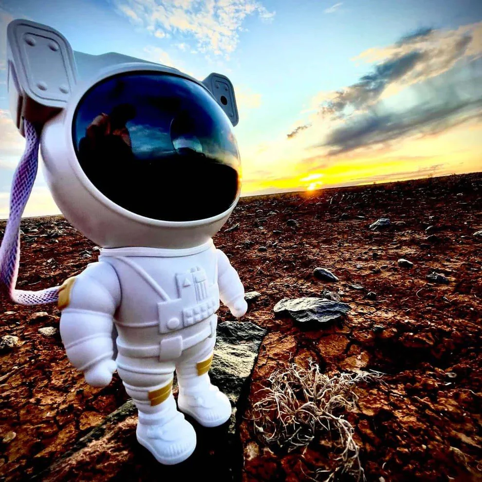Bukrem Store Astronot Gece Lambası & Bluetooth Hoparlör Yıldız Projektörlü, Uzaktan Kumandalı, Atmosferik Led Işık