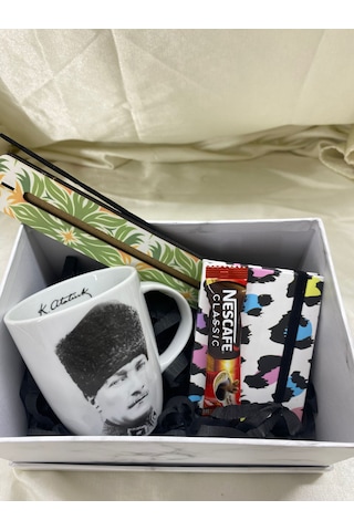 Atatürk Temalı Kupa Hediye Kutusu Öğretmenler Günü Hediyesi Şık Ve Anlamlı Hediye -