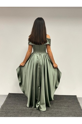 Kız Çocuk Abiye Yeşil Saten Kurdela Yaka Düşük Omuz Askılı Önü Kısa Kuyruklu Abiye Elbise 10-15 Yaş Yeşil