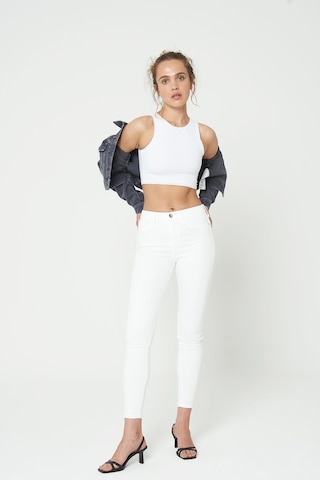 Naomi Beyaz Normal Bel Fermuarlı Skinny Fit Jean Pantolon C 4526-050 Beyaz