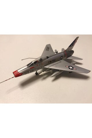 North American F-100 C Super Sabre Pm Model Avcı-bombardıman Uçağı Demonte Plastik Maketi