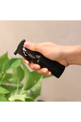 Yifomall Çok Amaçlı Saç Ve Ev İşleri İçin Hafif Plastik Sprey Şişe, 300ml Kapasite, Ayarlanabilir Başlık, Siyah/beyaz