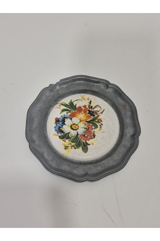 Vintage Zınn Çerçeveli Dekoratif Çiçek Temalı Duvar Tabağı 10cm 006