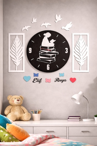 Genç Kız Odası Duvar Saati Kişiye Özel Kitap Okuyan Kız Temalı No 30034 Siyah