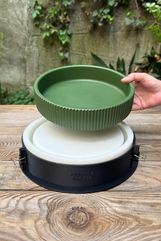 Fanny 3 Tırtıklı Kasnaklı Silikon Kap Kalıbı Beyaz