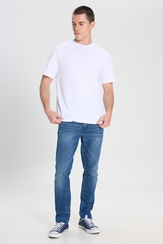 Wrangler Slim Fit Dar Kesim Düşük Bel Normal Paça Larston Mavi Esnek Jean Denim Pantolon Indigo