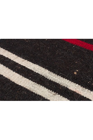 Siyah Renk Beyaz Bordo Rengi Kilim Paspas