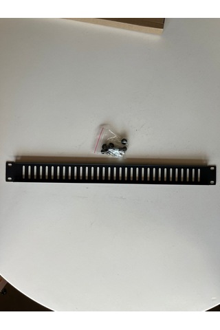 Kastap 1u 19'' Slotlu Kapama Paneli Siyah