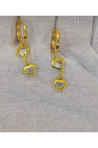 Çelik Gold Renk Kalpli Sallantılı Minimal Özel Tasarım Küpe Beyaz
