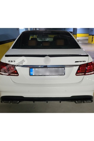 Mercedes W212 2009-2016 Amg Stil Bagaj Üstü Spoiler - Piano Black Plastik