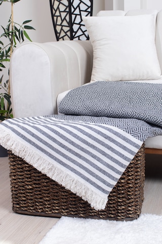 Pamuklu Püsküllü Elmas Desenli Koltuk Örtüsü 170x210 Cm Dekoratif Kanepe, Yatak Ve Tv Örtüsü Siyah