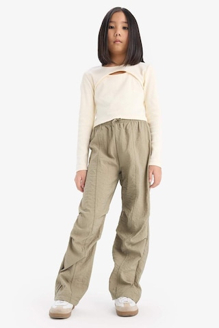DeFacto Kız Çocuk Beli Lastikli Düz Paça Paraşüt Pantolon D7605A825SMKH465 Haki