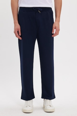 Tudors Erkek Lacivert Baggy Fit Rahat Kesim Modal Kumaş Soft Doku Beli Bağcıklı Yan Cepli Eşofman Altı-46291