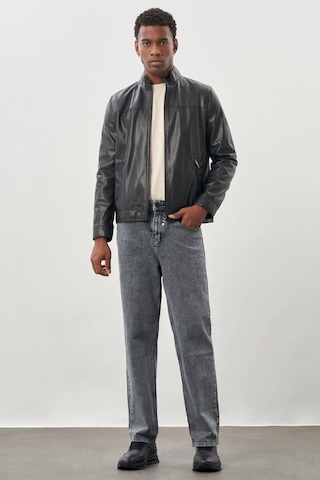 İmza Siyah Suni Deri Hakim Yaka Düz Yırtmaçsız Tam Astar Slim Fit Casual Deri Mont 1038245151 Siyah