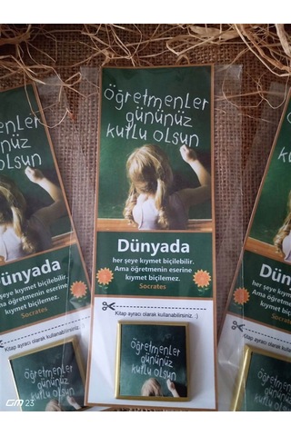 Farklı Market 24 Kasım Öğretmenler Günü Kitap Ayraçlı Çikolata 20 Adet