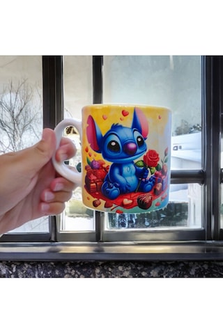 Lilo & Stitch Temalı Kalpli Stitch Baskılı Seramik Kupa Bardak Beyaz