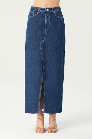 Koyu Mavi Yüksek Bel Patı Fermuarlı Yırtmaçlı Etek Ucu Kesik Maxi Jean Etek C 4532-051 Koyu Mavi