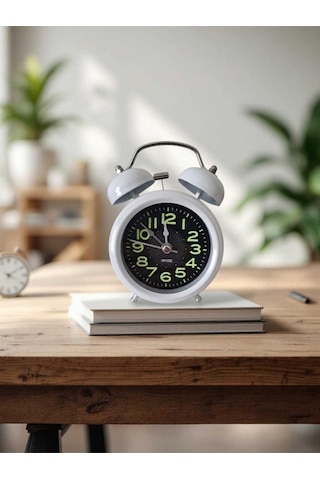 Metal Süper Yüksek Sesli Alarm Saati, Işıklı, Fosforlu, Gece Görünen Kadranlar, Sessiz Saniyeli Beyaz